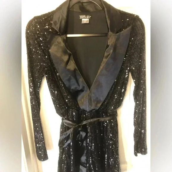 VENUS Shimmering Black Romper - Picture 6 of 15